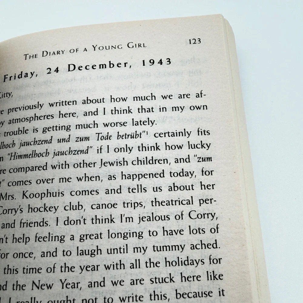 Bantam Books anne frank