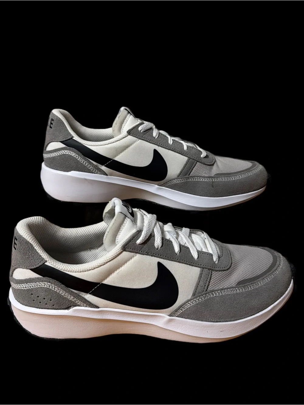 Nike classic low