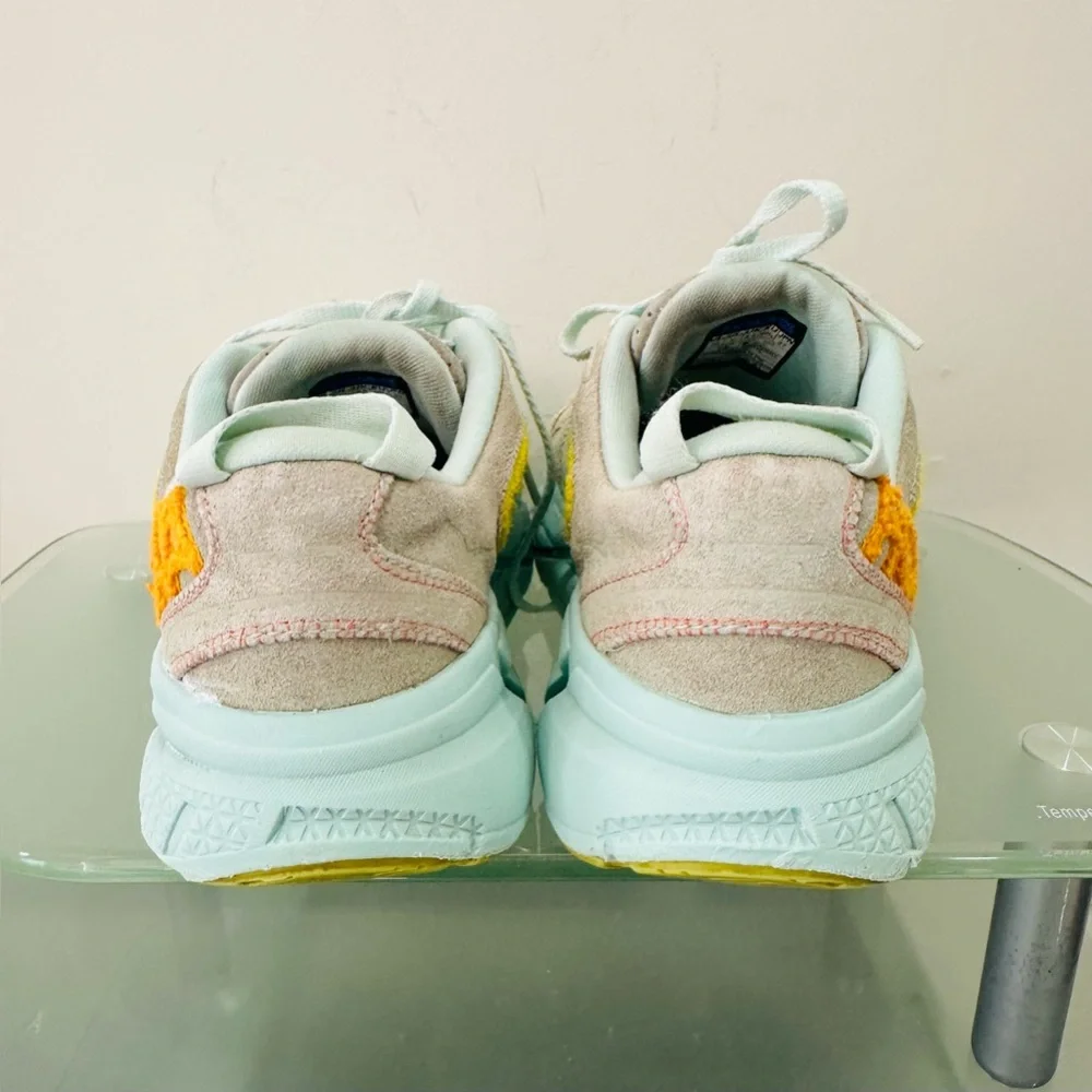 Hoka One Clifton‎ L Embroidery All Gender Shoes - Size 10W, 9M