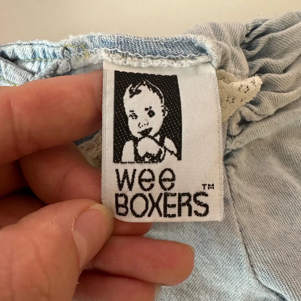 Wee Boxers light from