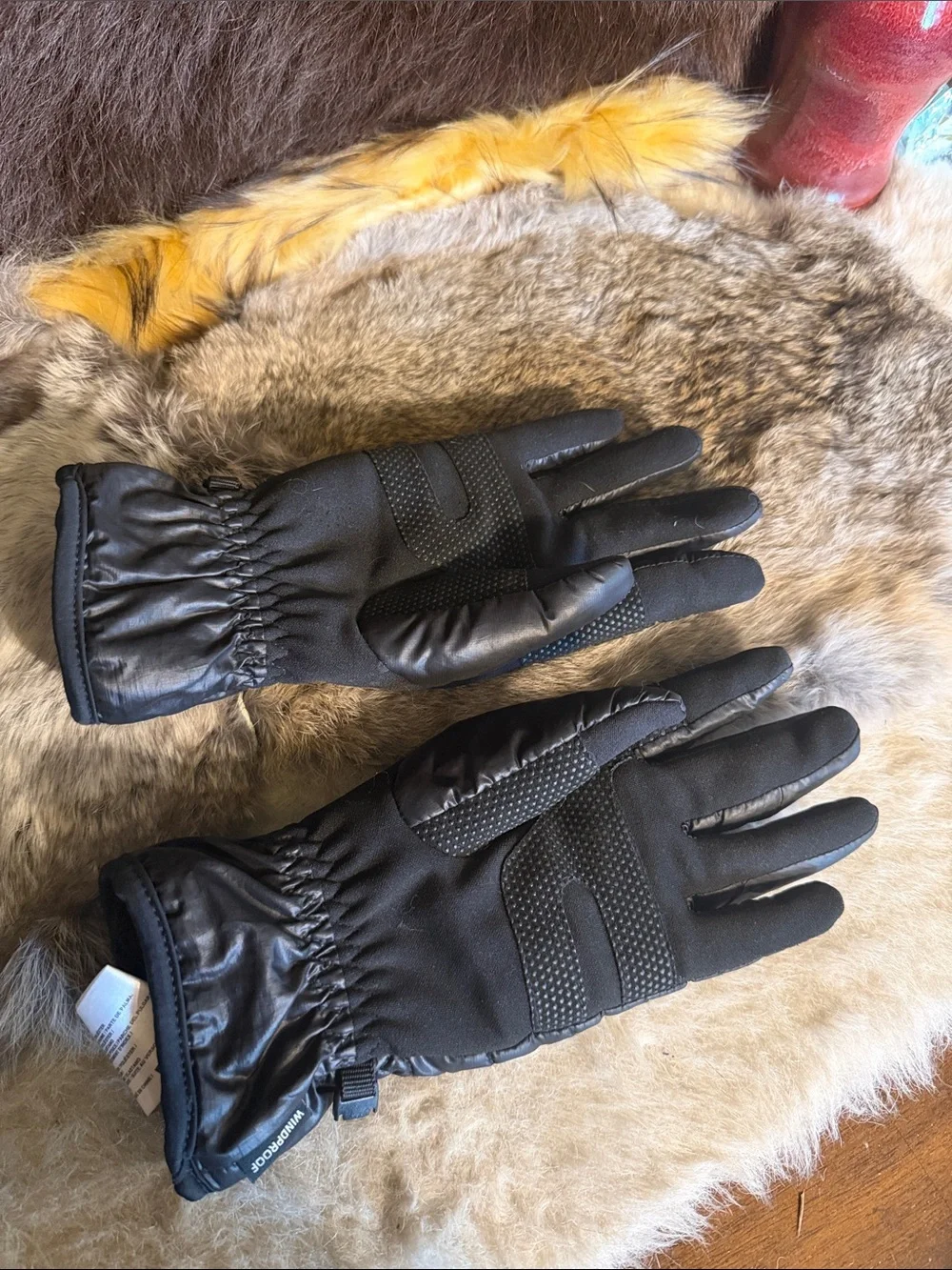 Head branded gloves