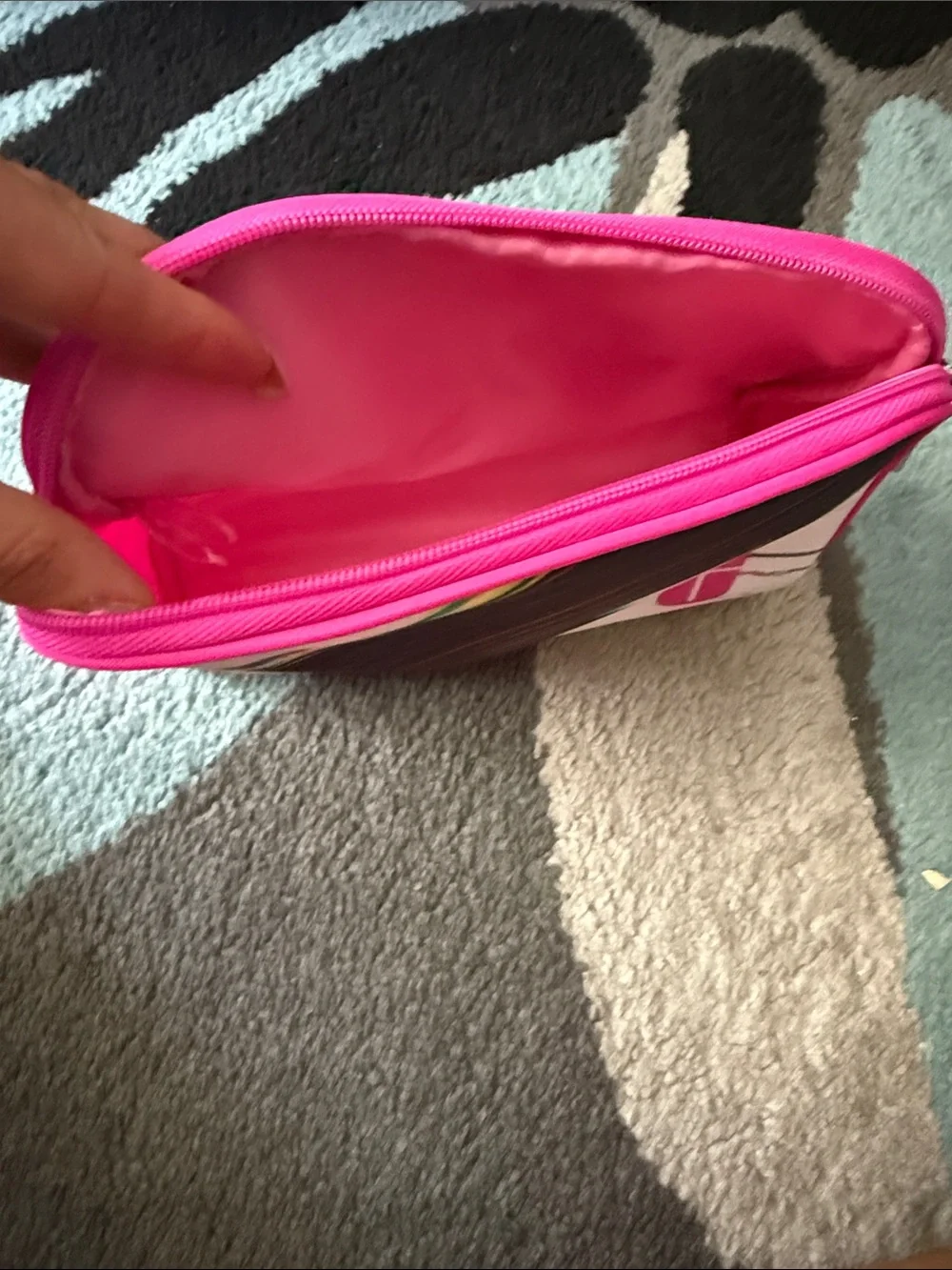 Clinique compact pouch
