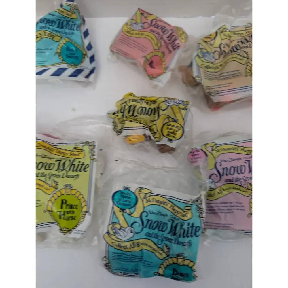 Vintage 1992 Lot Of Eight Snow White McDonald's Toys