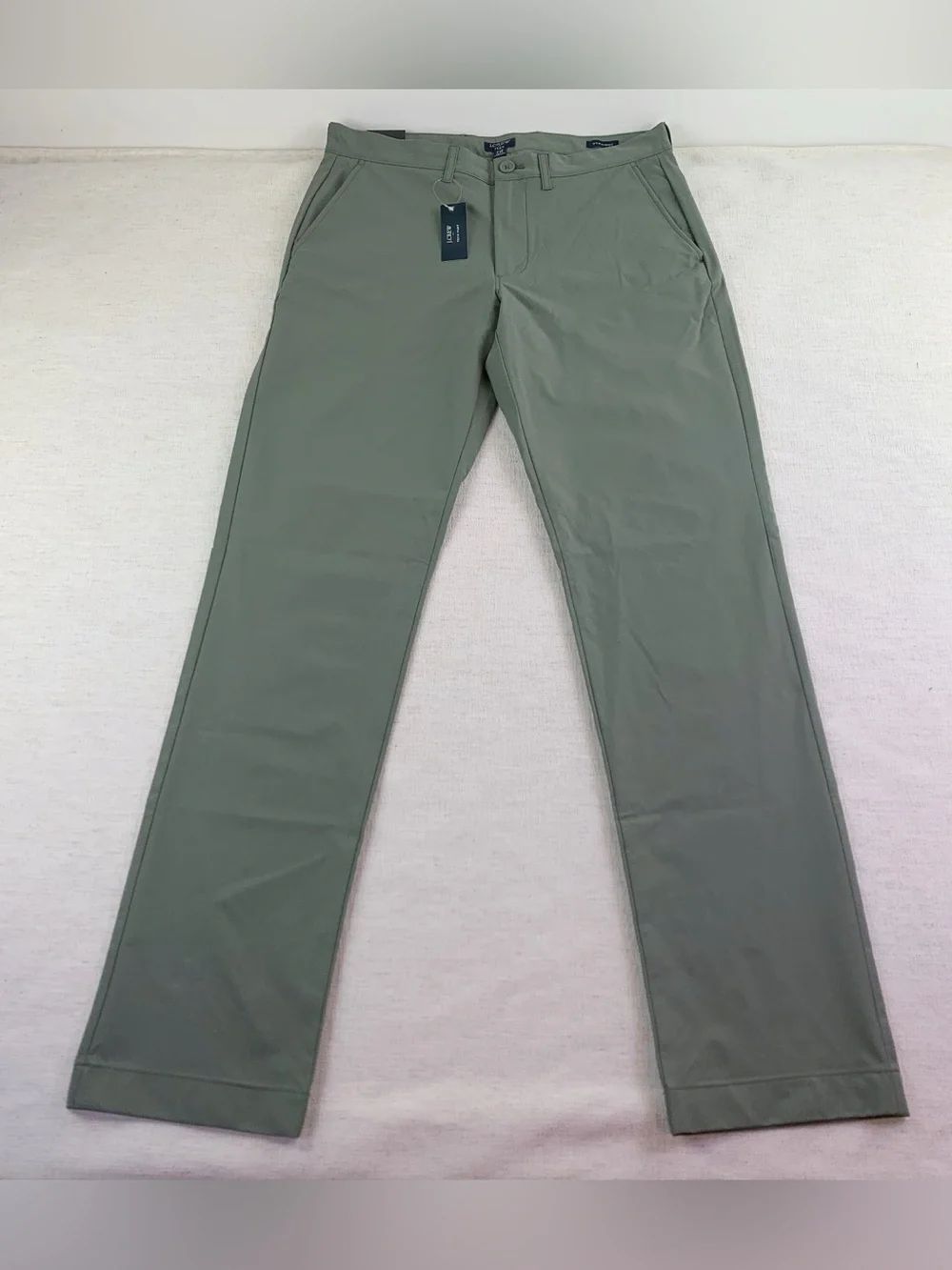 J crew New Men's straight-fit tech chino pant performance in Olive green 28x32