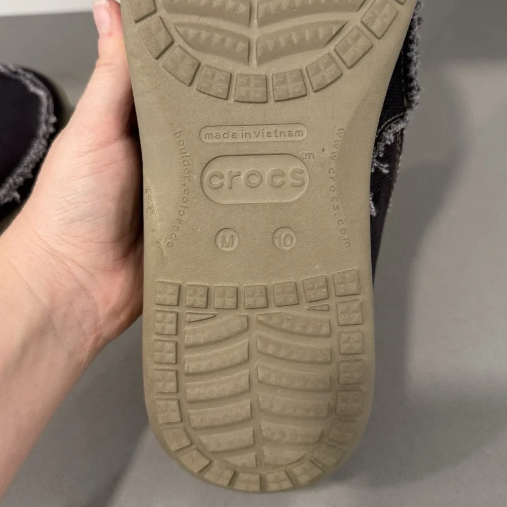 CROCS good free