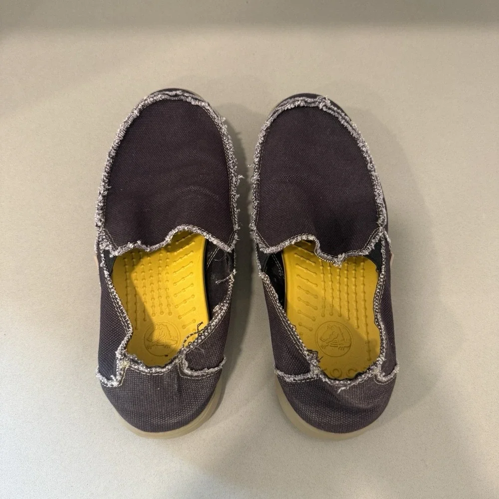 CROCS good free