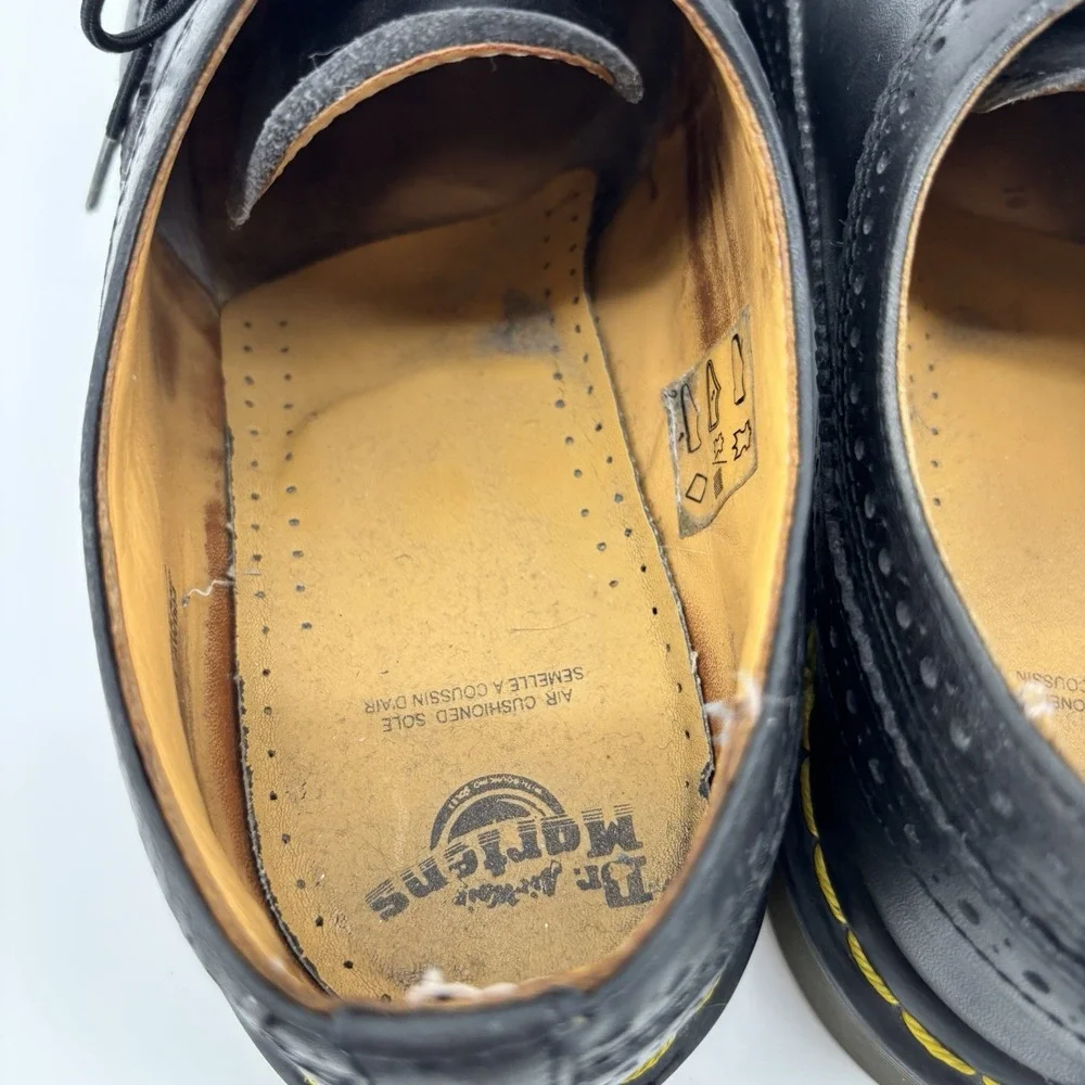 Dr. Martens product pair