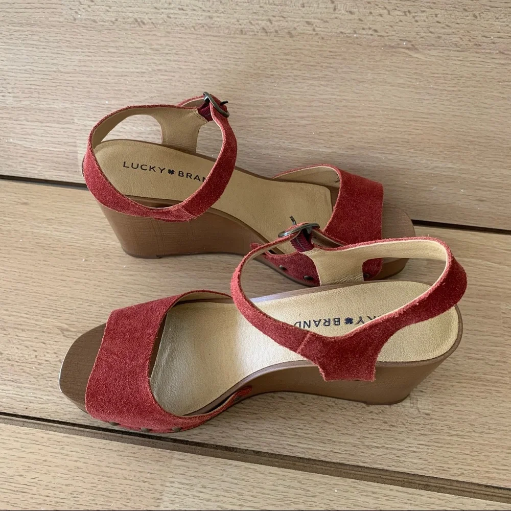 Lucky Brand new open