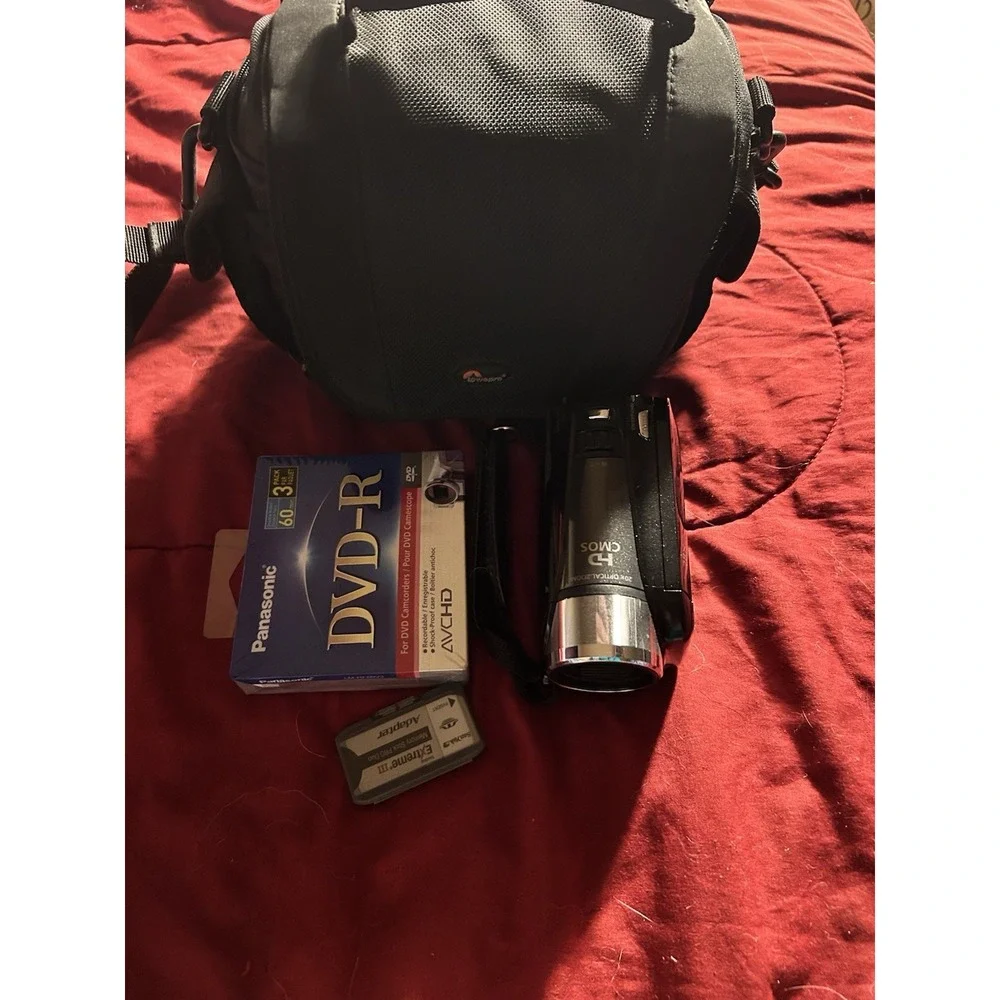 Canon‎ Vixia HFR20 With Extras