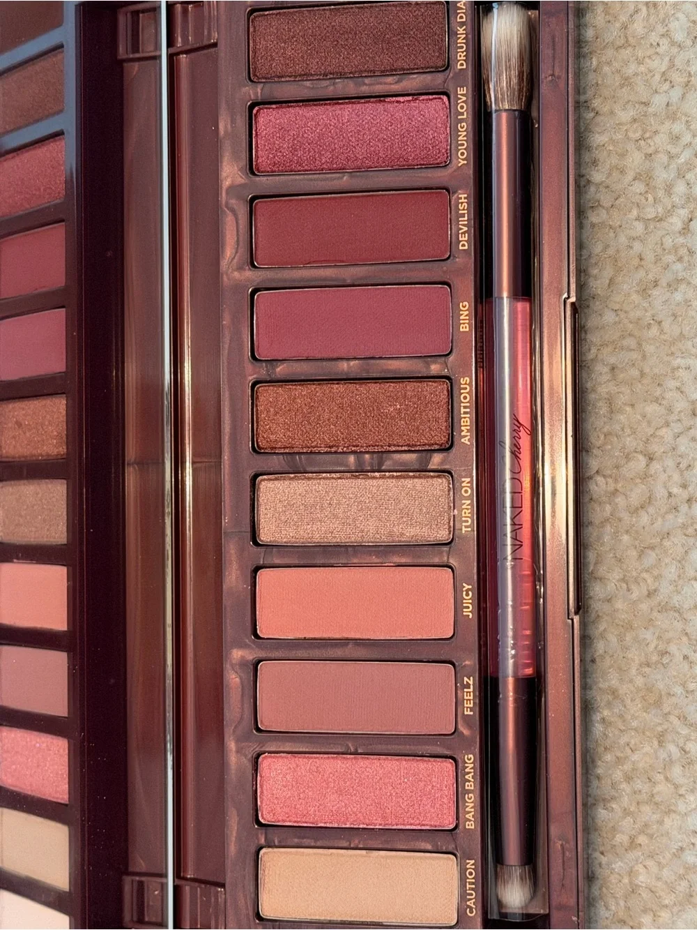 Urban Decay palette cherry