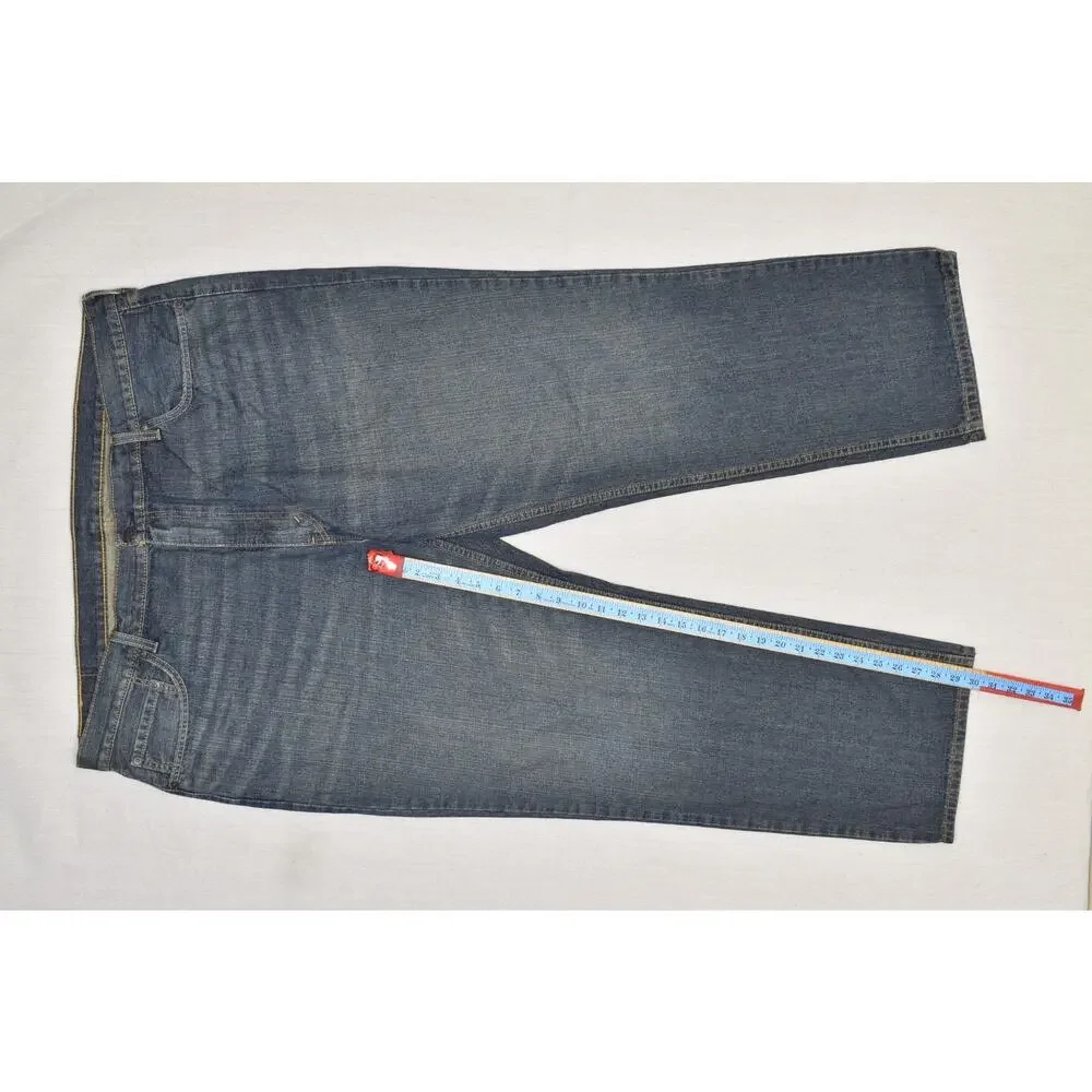 Levis levi 559