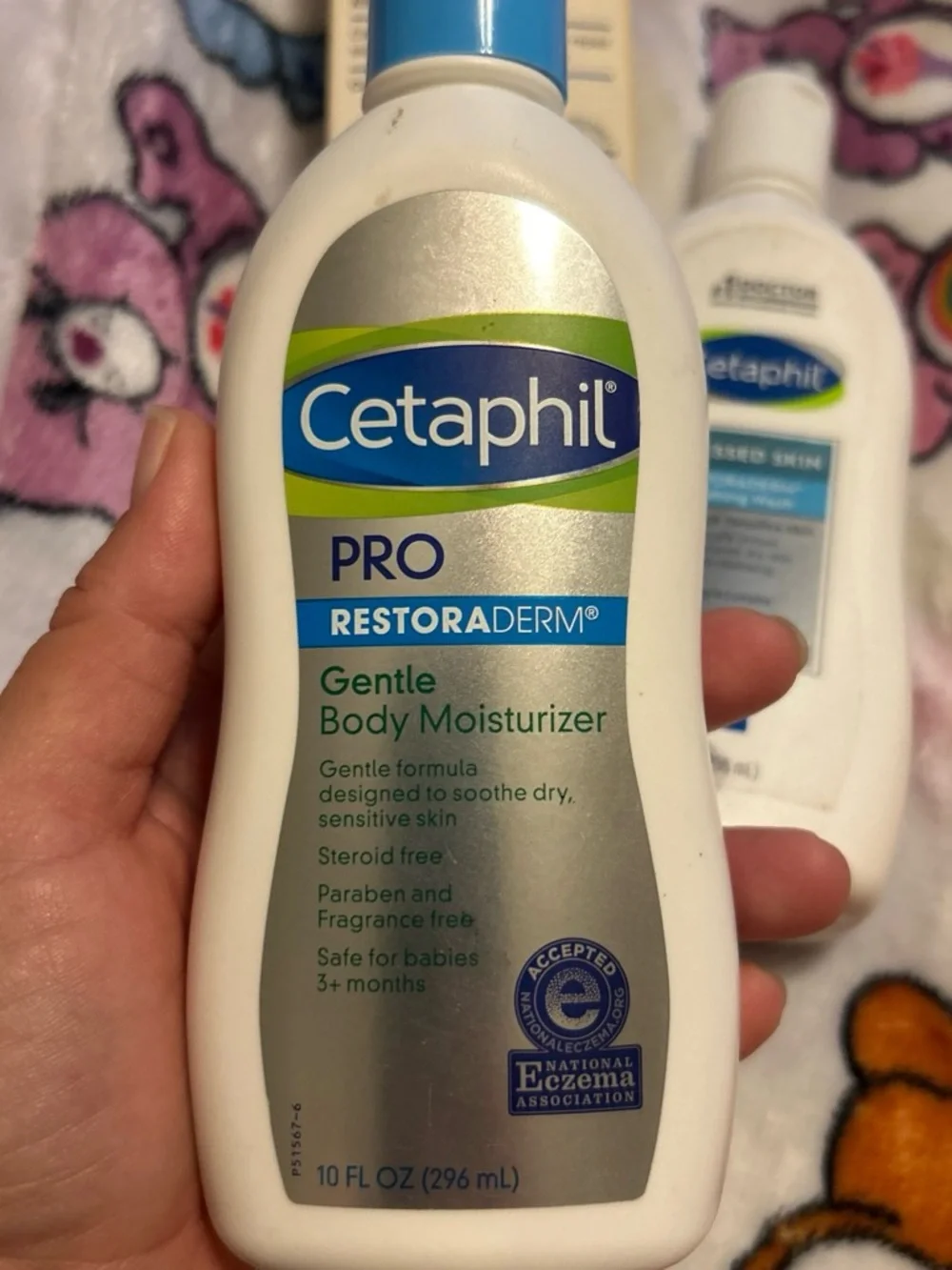 Cetaphil restoraderm soothing