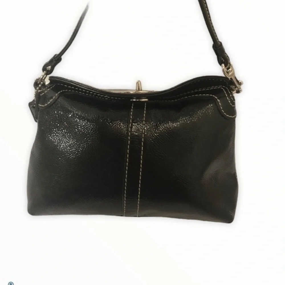 Coach vintage y2k black patent leather mini wristlet bag