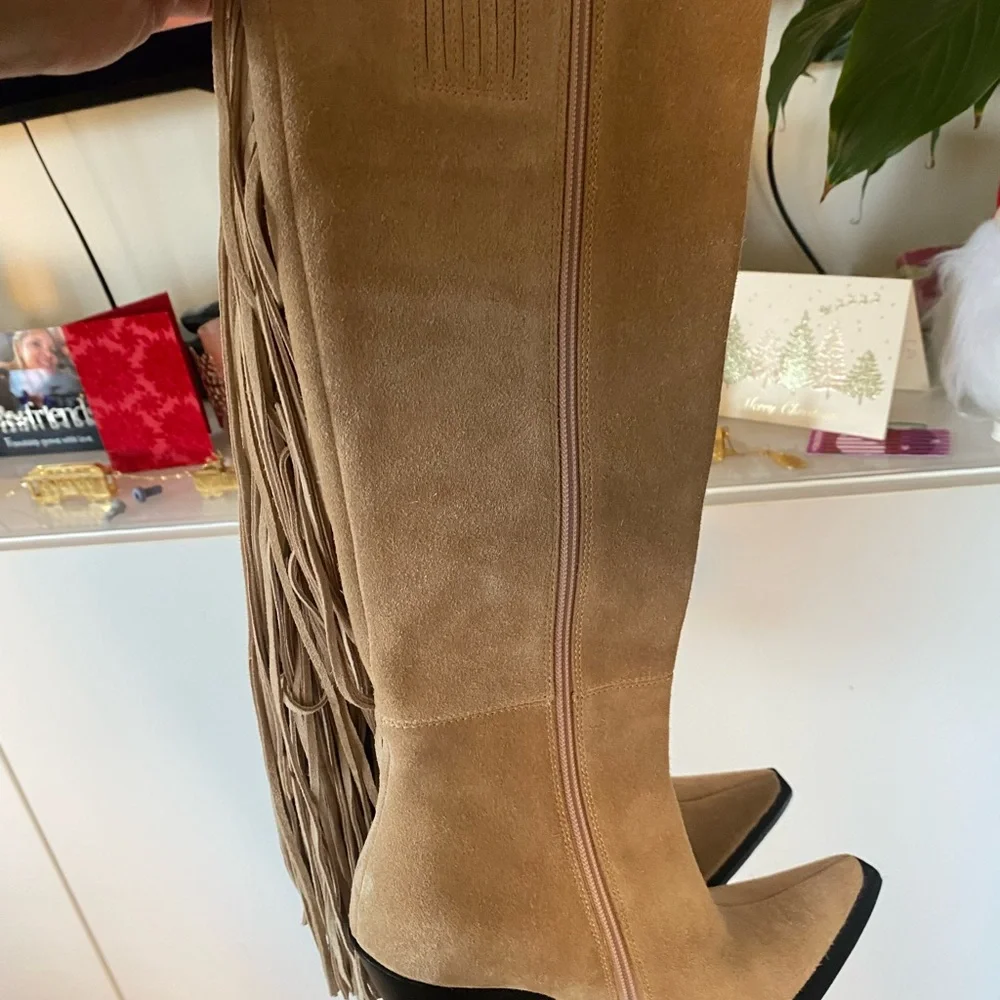 Jeffrey Campbell step out