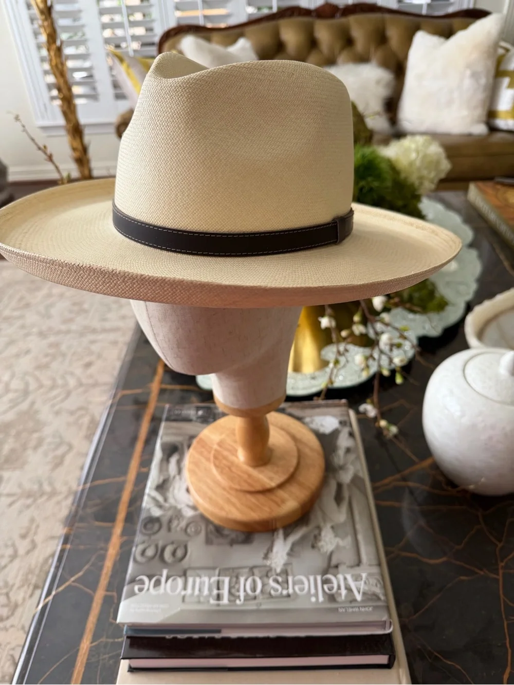 La Rubia Hats classic white