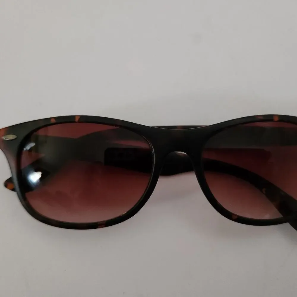 Reaction Kenneth Cole reaction kenneth