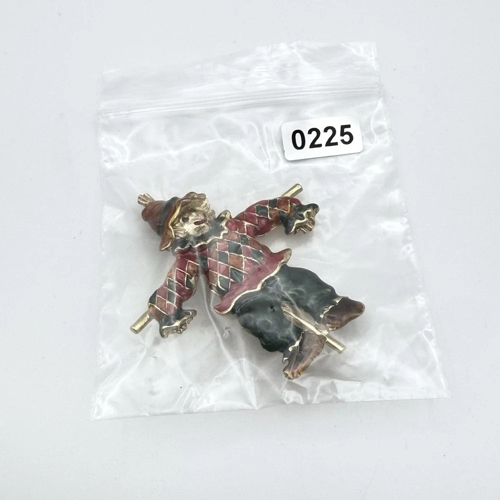 The Unbranded Brand vintage scarecrow