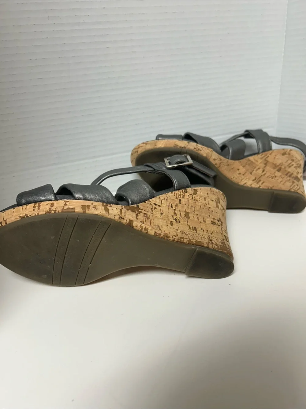 CROCS ting descriptionelevate