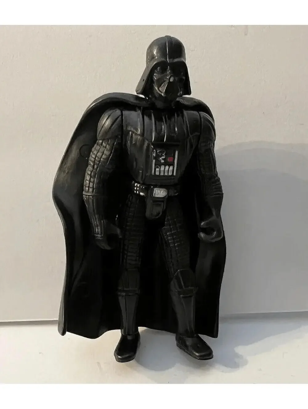 Kenner 1995  Star Wars The Power of the Force Darth Vader Figure Incomplete