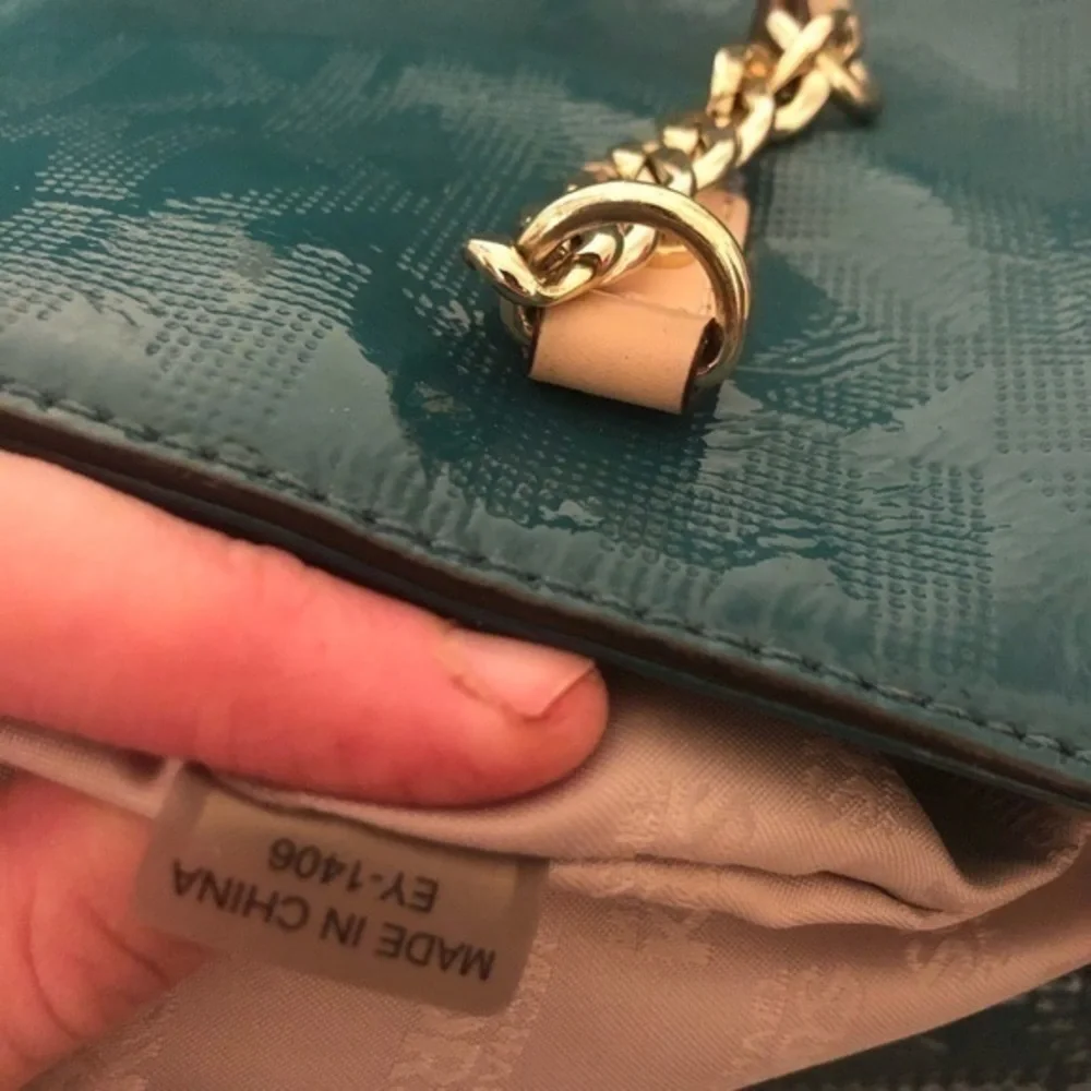 Michael Kors few creases