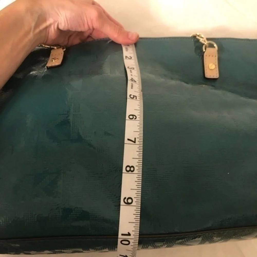 Michael Kors few creases