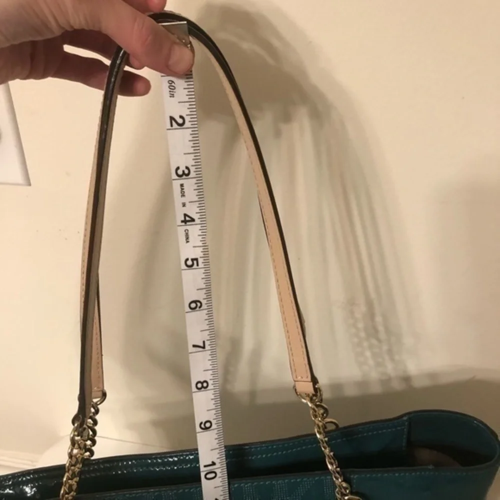 Michael Kors few creases