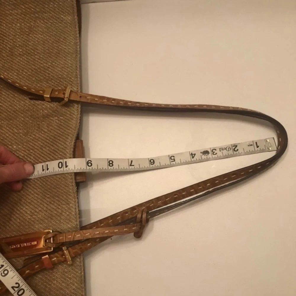Michael Kors tone bag