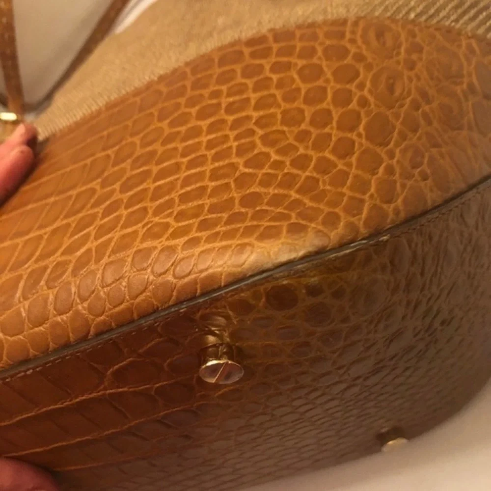 Michael Kors tone bag