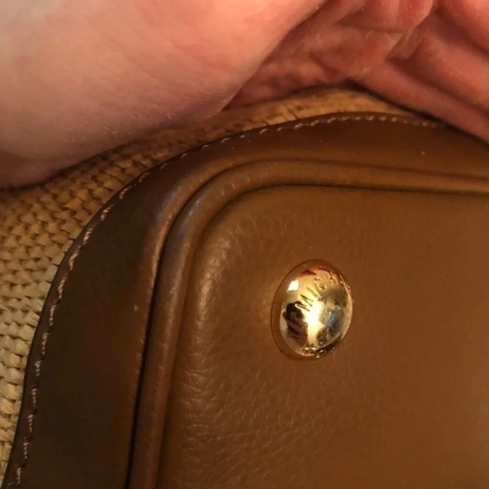 Michael Kors few tiny