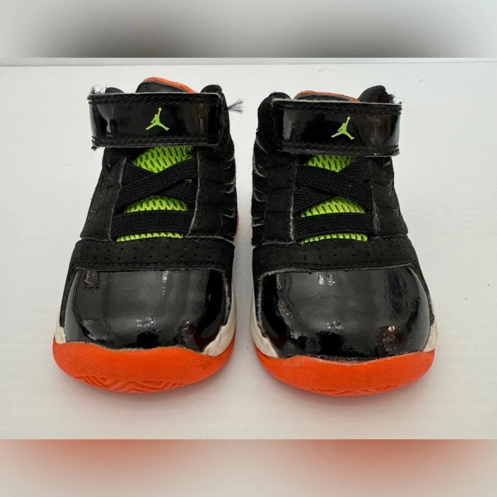 Jordan baby sneaker