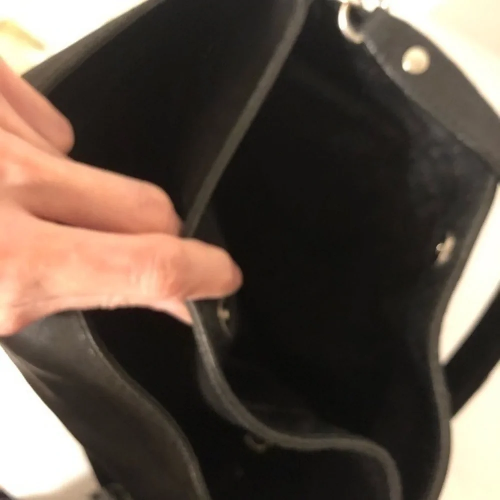 Michael Kors hardware handling