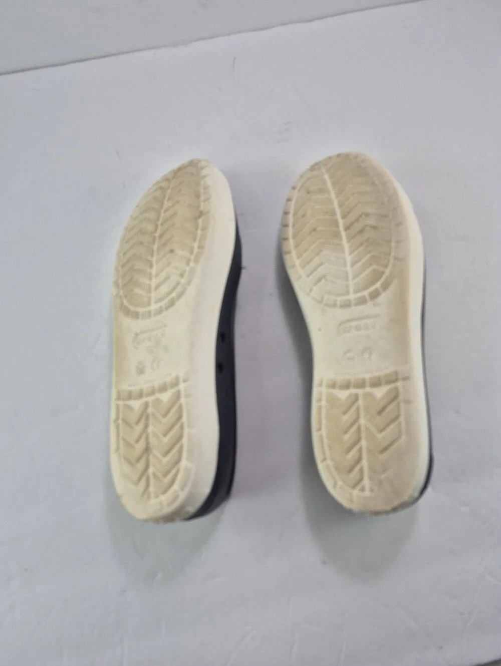 CROCS step into