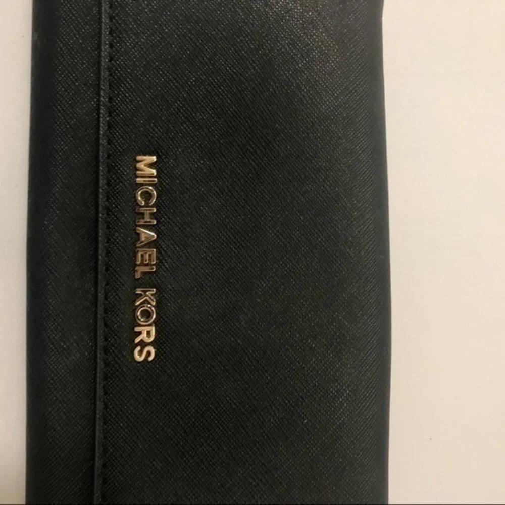 Michael Kors completely removable