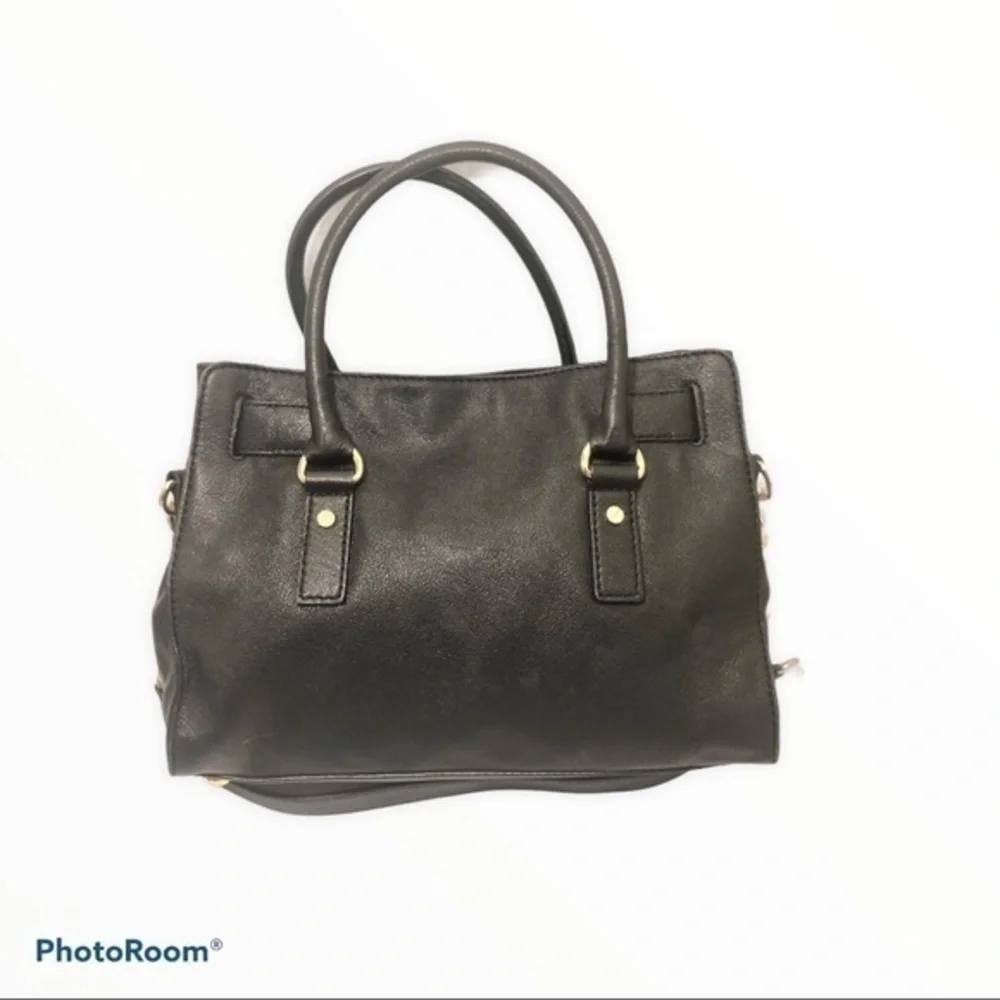 Michael Kors has lining