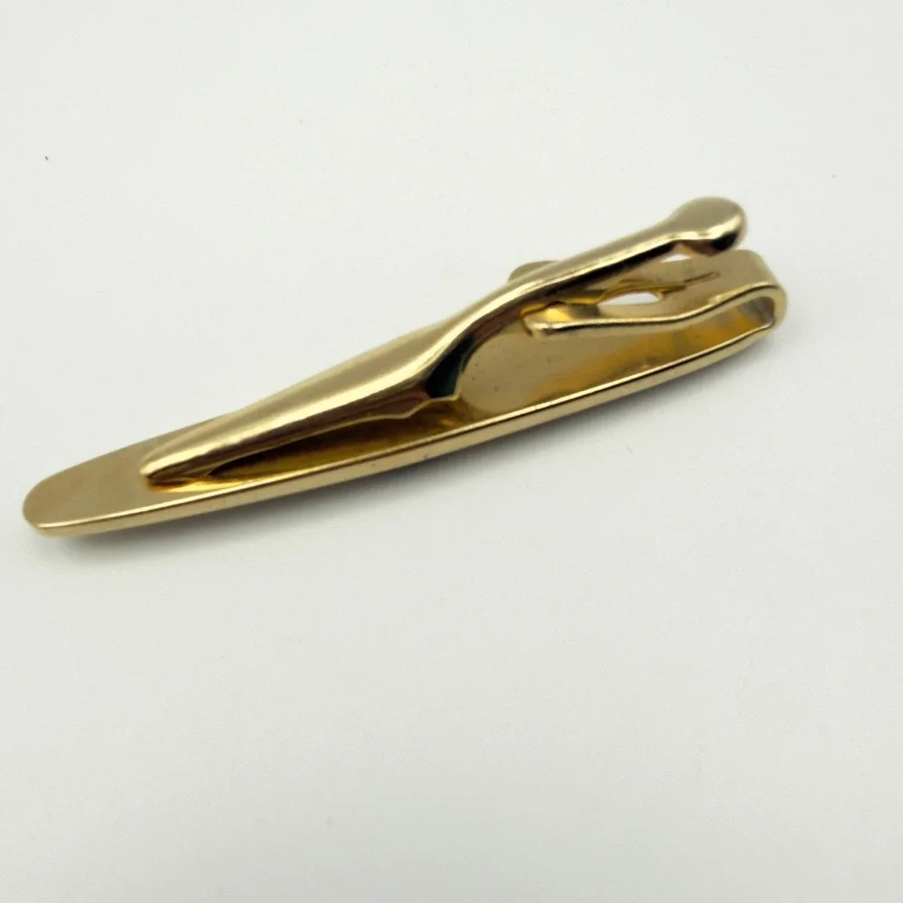 The Unbranded Brand vintage gold