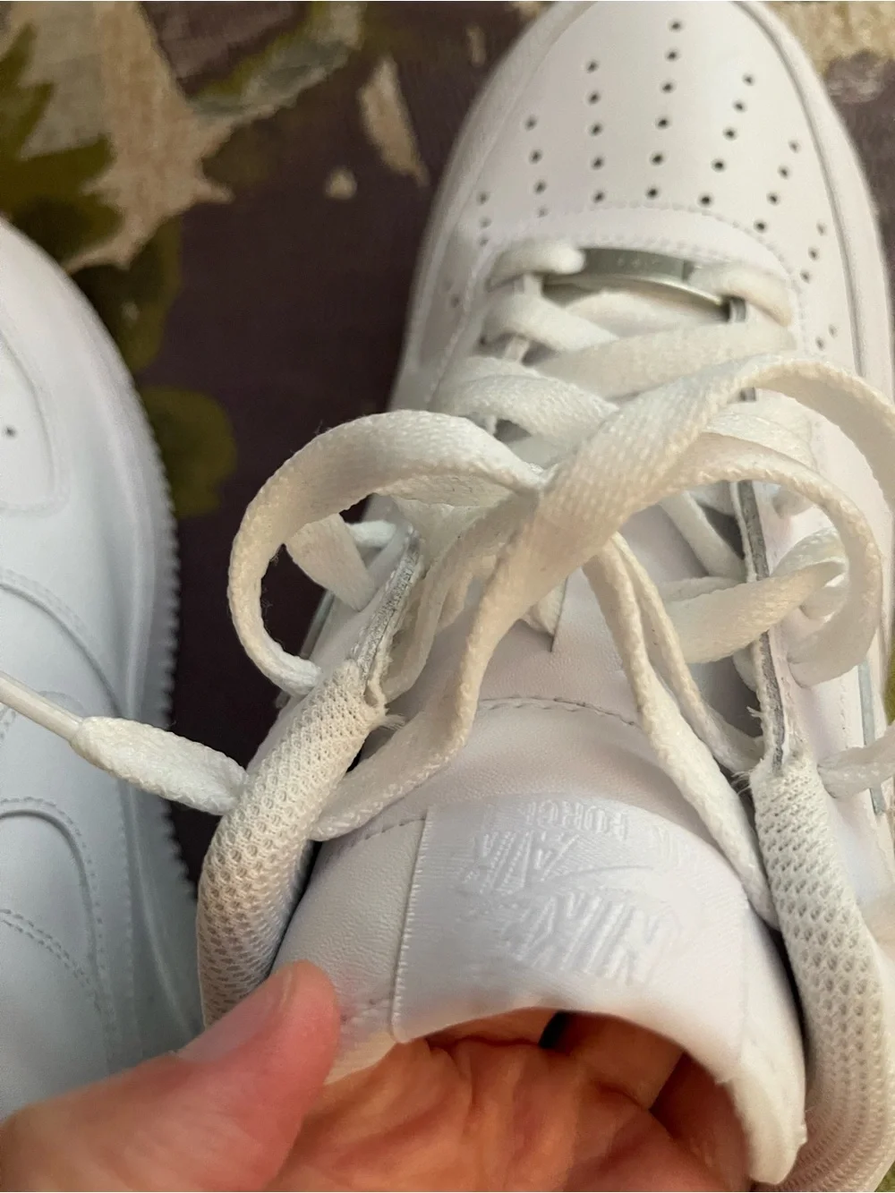 Nike iconic low