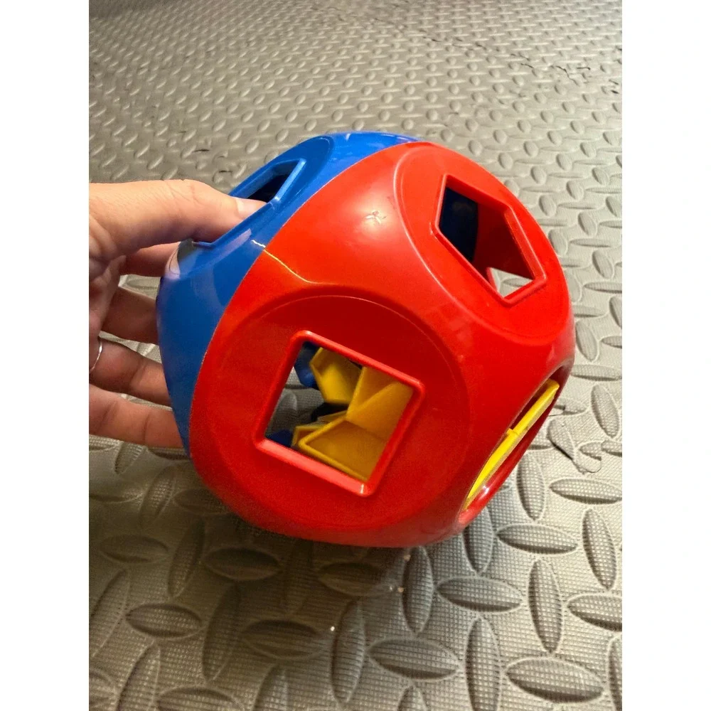 Tupperware classic shape