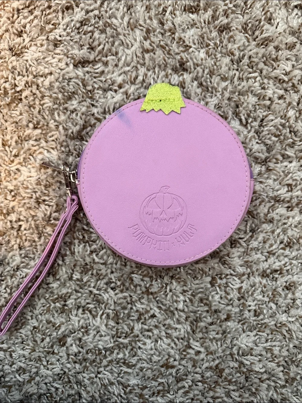 love pain and stitches round pink