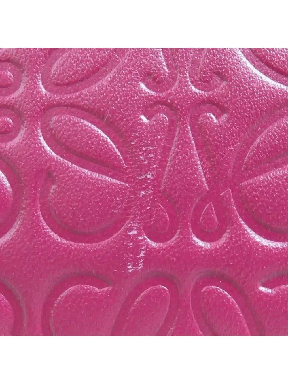 Loewe indulge luxury