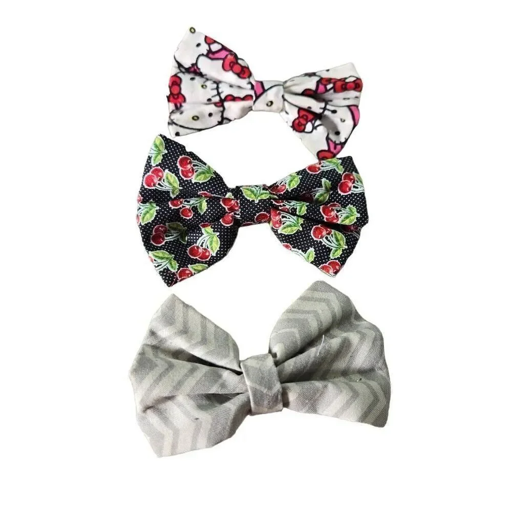 3 homemade bows, 4