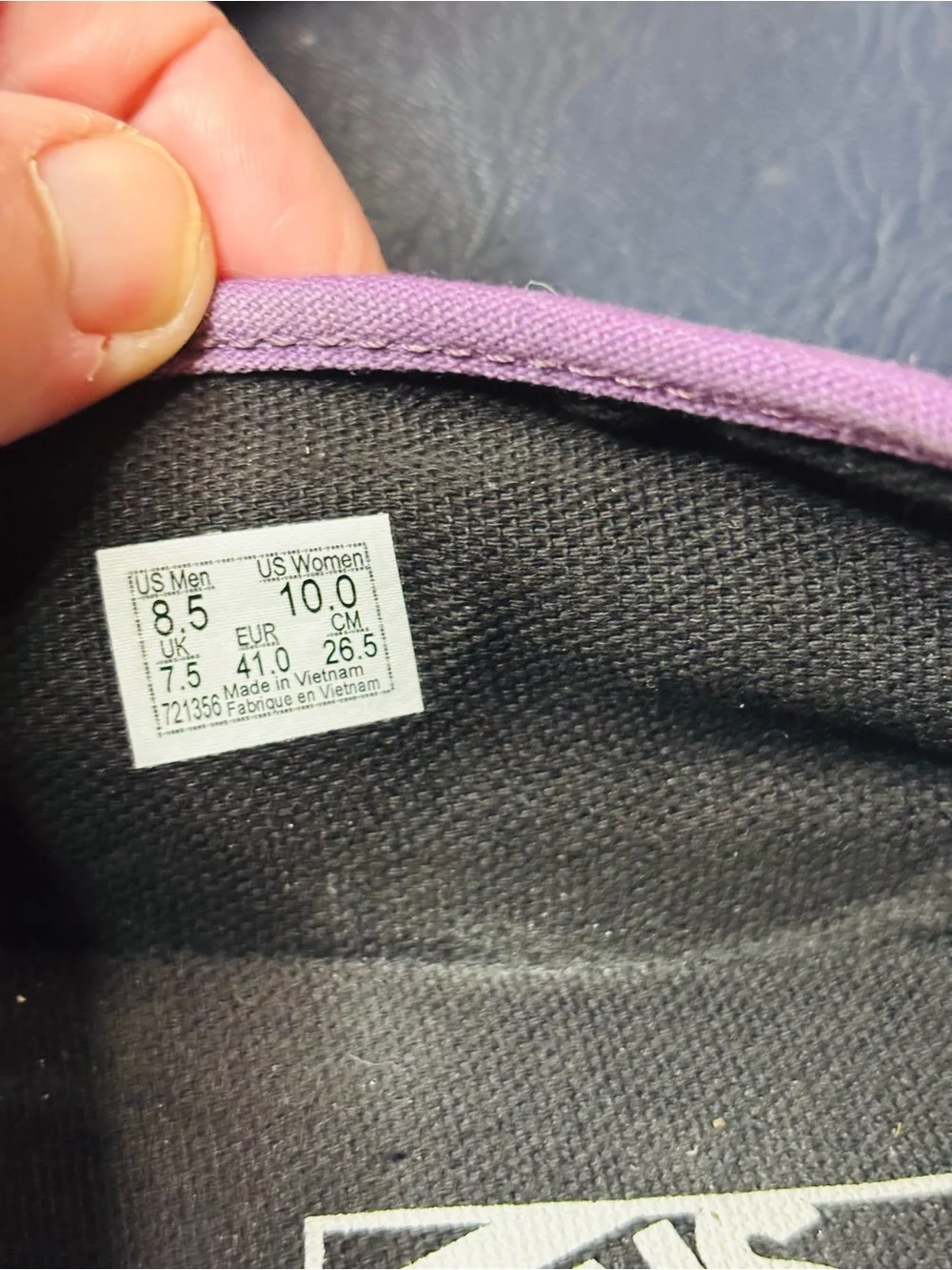 Vans women’s grape