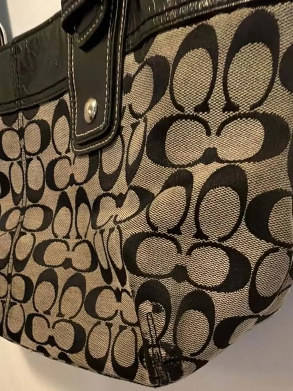Coach shoulder bag