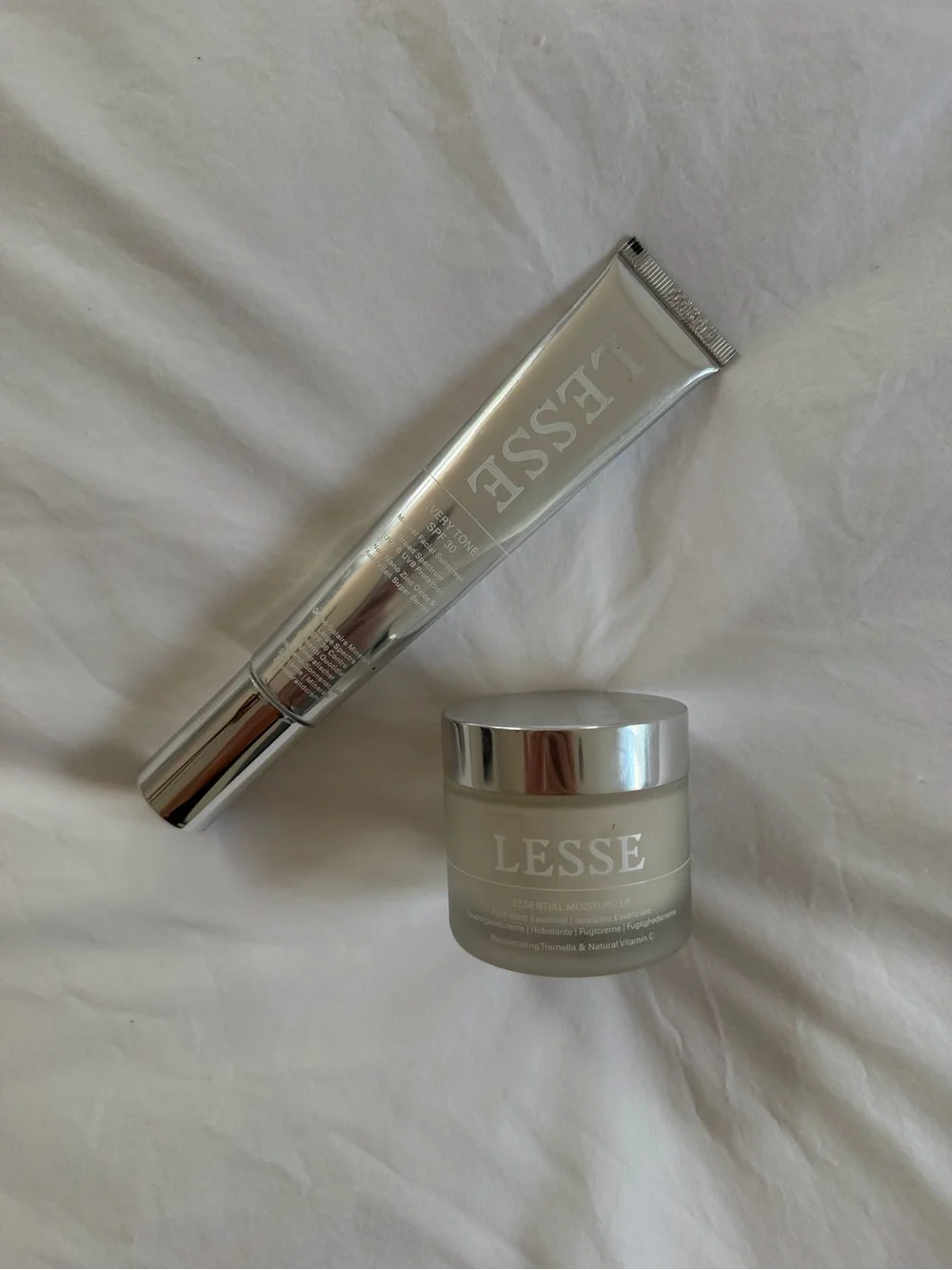 LESSĒ Silver Skincare Set - Moisturizer & sunscreen/Tube