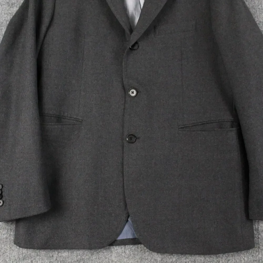 Banana Republic brand banana