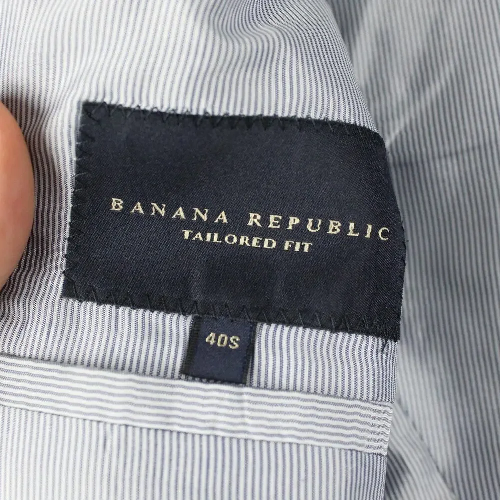 Banana Republic brand banana