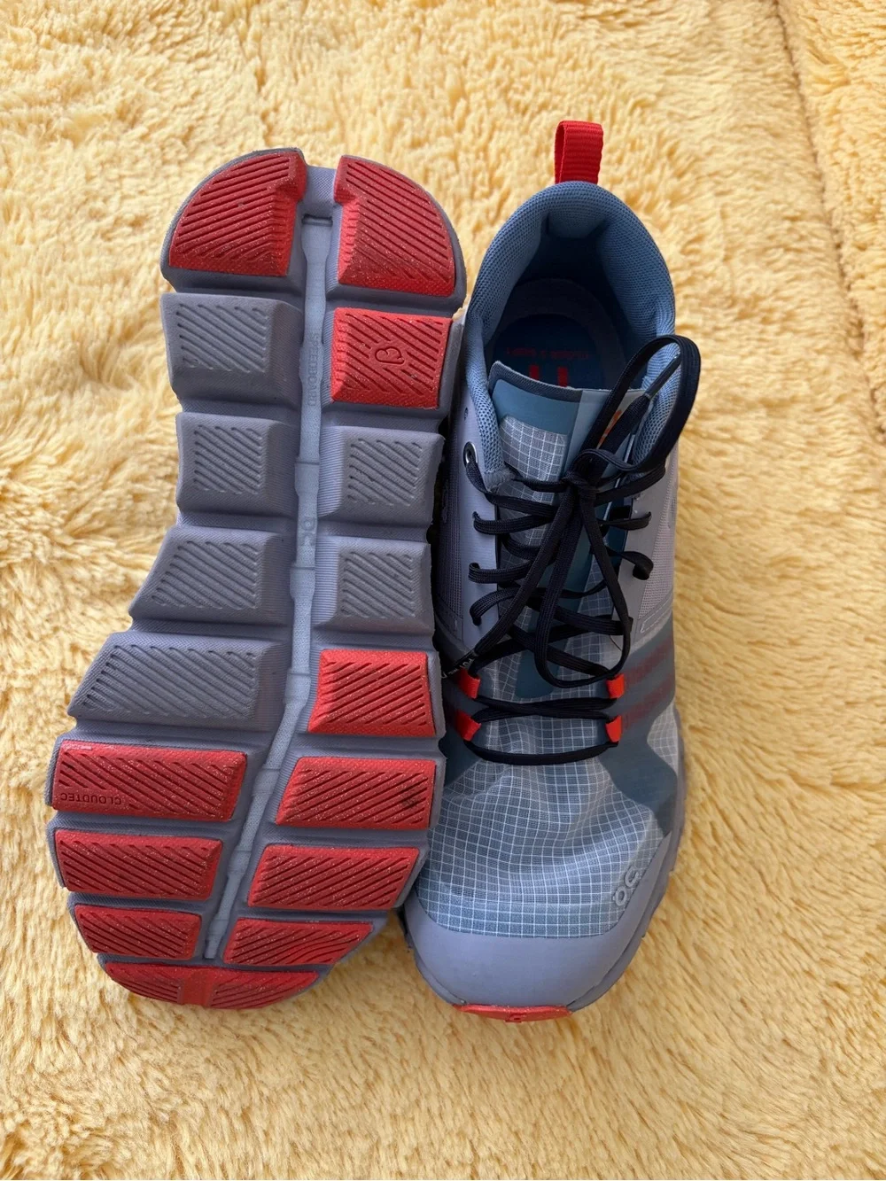 On Running lightweight trail