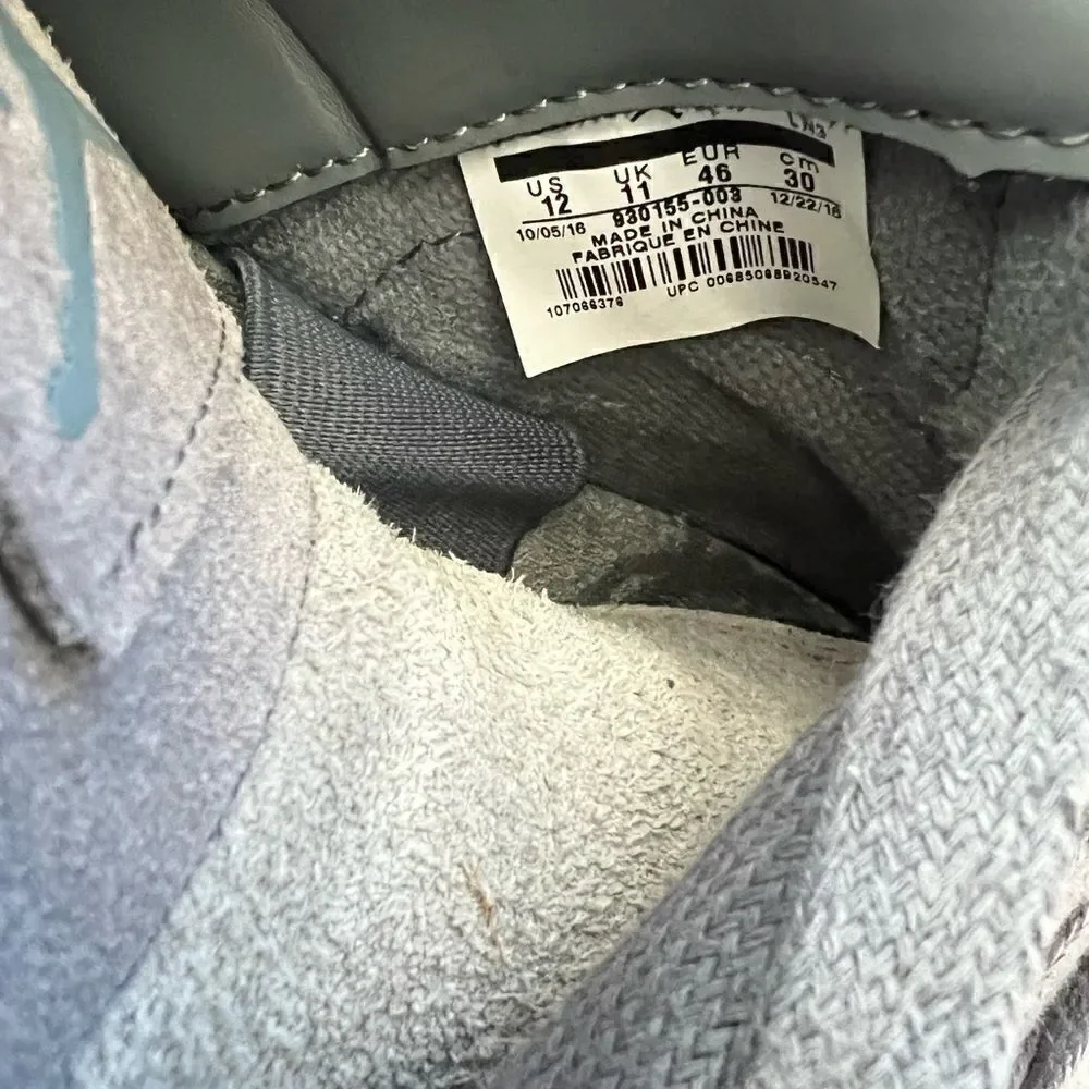 N/A kaws nike