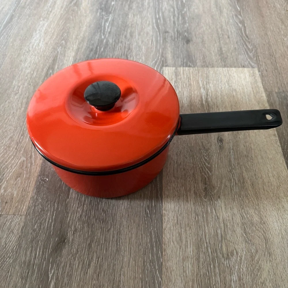 N/A 1970s enamel