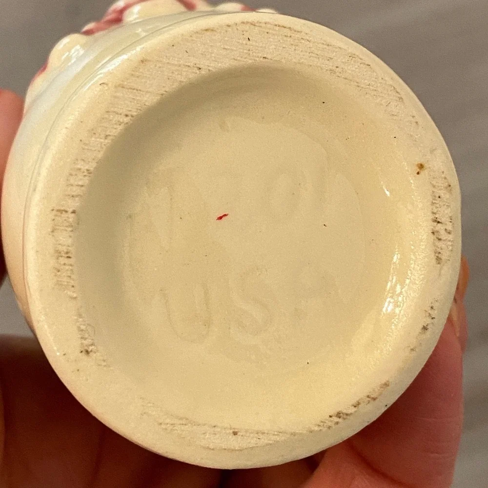 USA Pottery vintage miniature