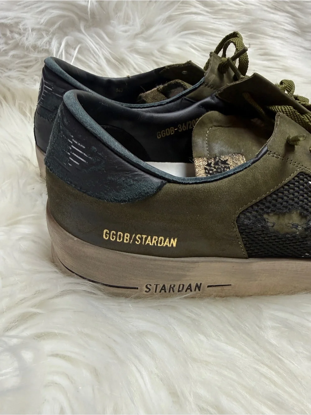 Golden Goose detail laces